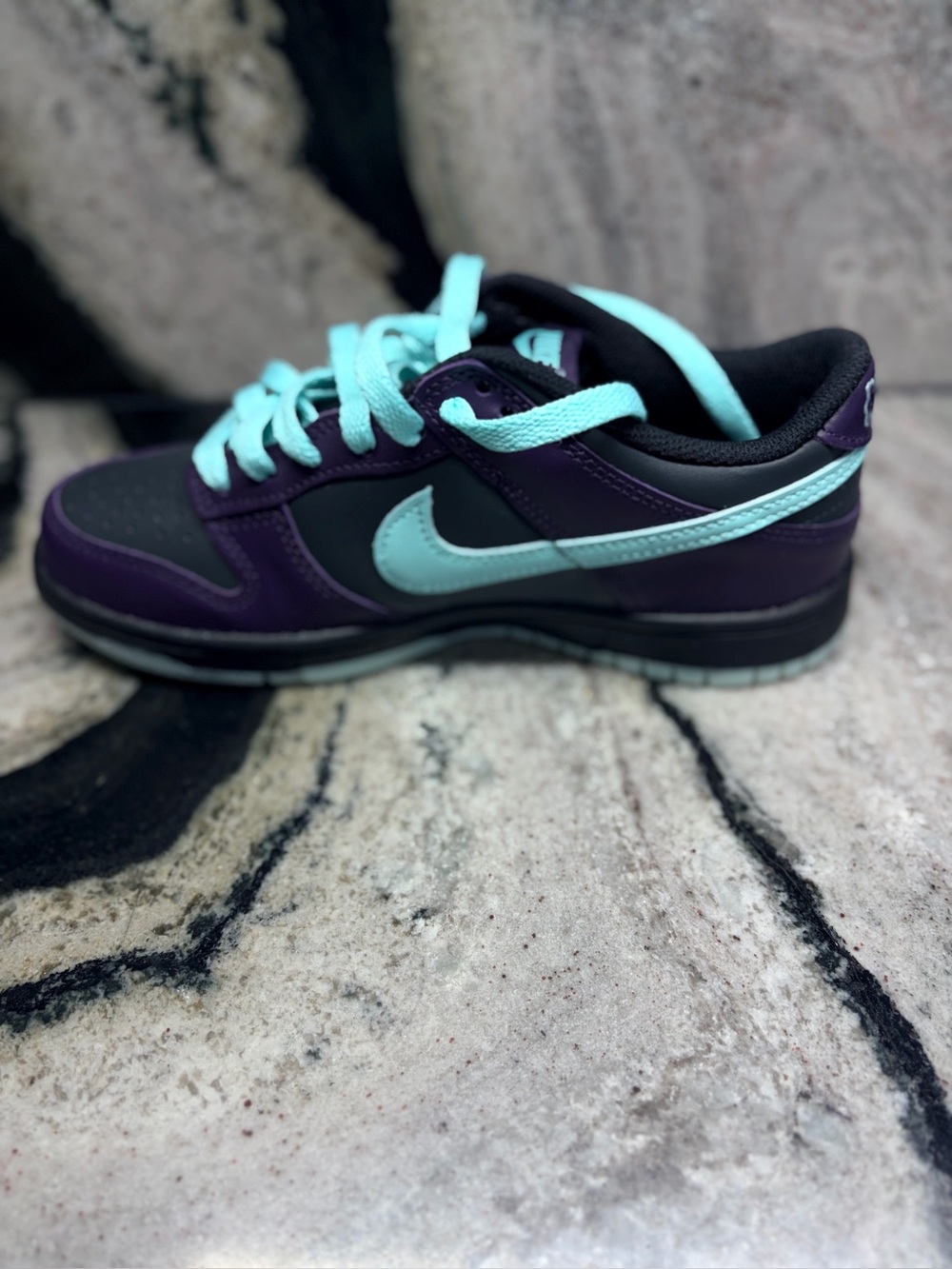 Nike Dunk Low GS Purple Aqua Black Sneakers Women’s 7.5 / Youth 6Y FB9109-012 - Picture 4 of 11
